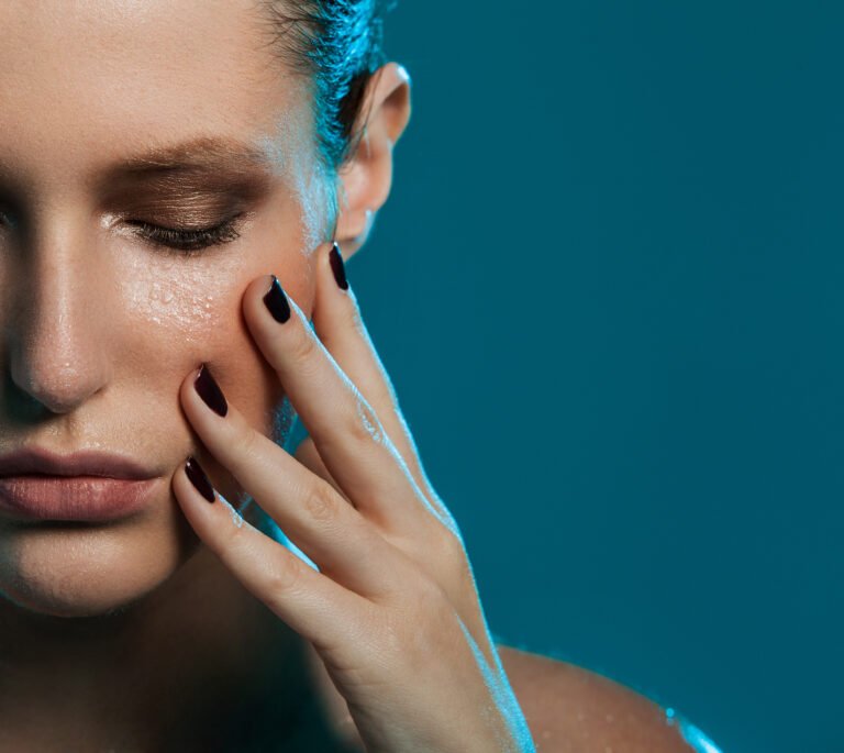visage d'une femmesoins visage corps cheveux